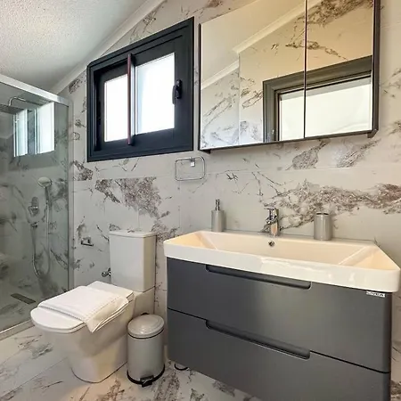 8 Sleeps Custom Designed Private Pool Luxury - Awz 316 فيلة فتحية